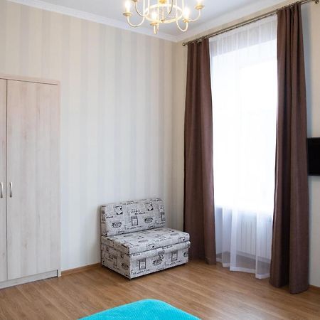 Kit Apartament Leilighet Lviv Eksteriør bilde