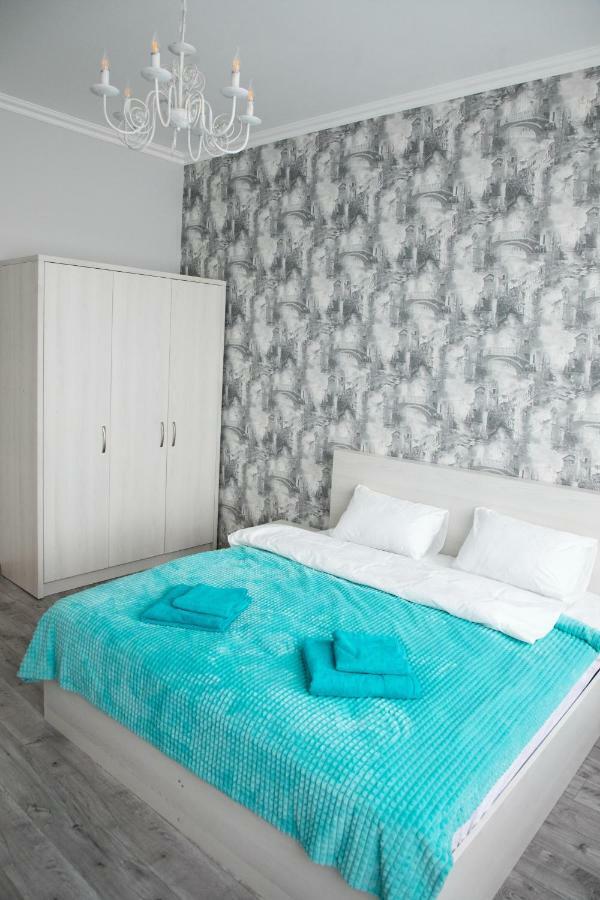 Kit Apartament Leilighet Lviv Eksteriør bilde