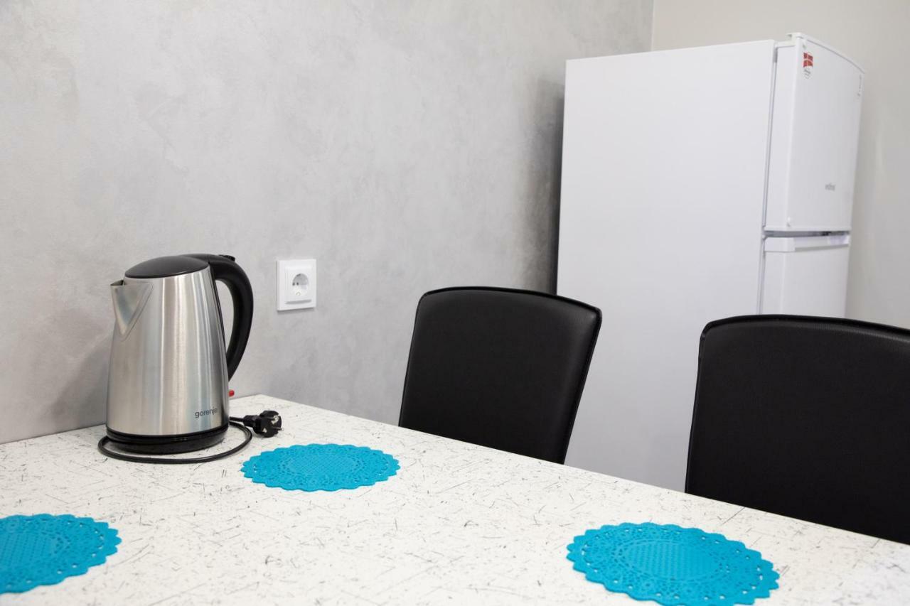 Kit Apartament Leilighet Lviv Eksteriør bilde